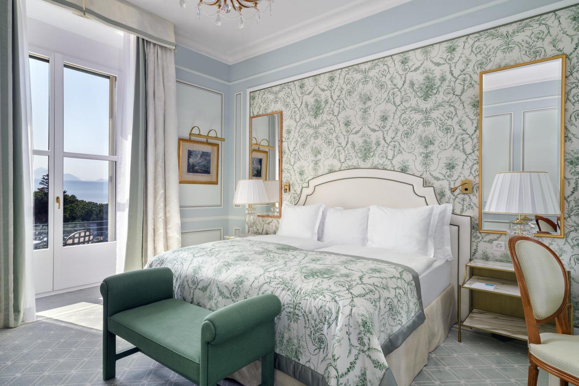 होटल Beau-rivage Palace 5*