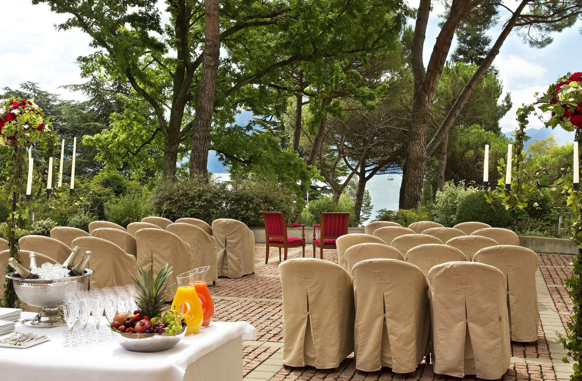 होटल Beau-rivage Palace 5*